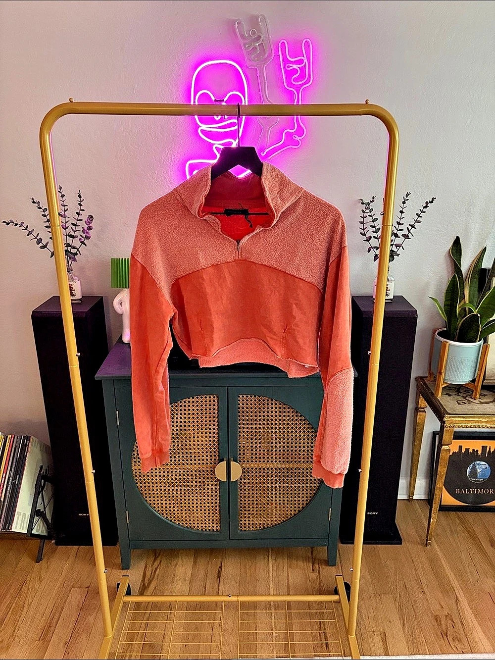 Urban Outfitters Women's Cropped Pullover Orange XS